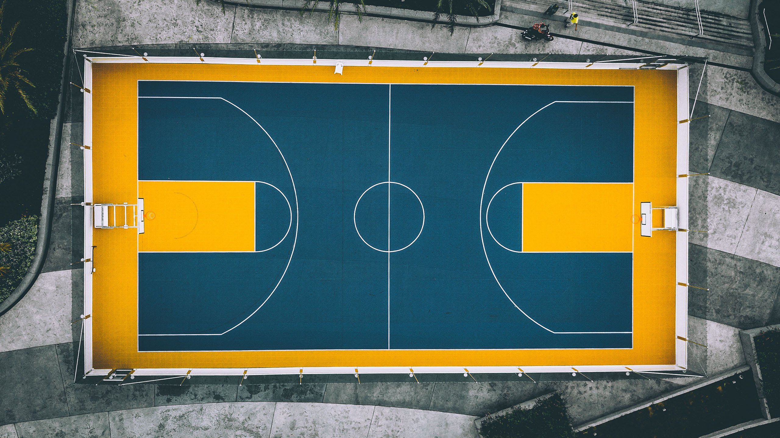 开云体育足球-战术奏效！C罗双翼齐飞压制梅西整场无力还手，战术奏效！C罗双翼齐飞压制梅西整场无力还手